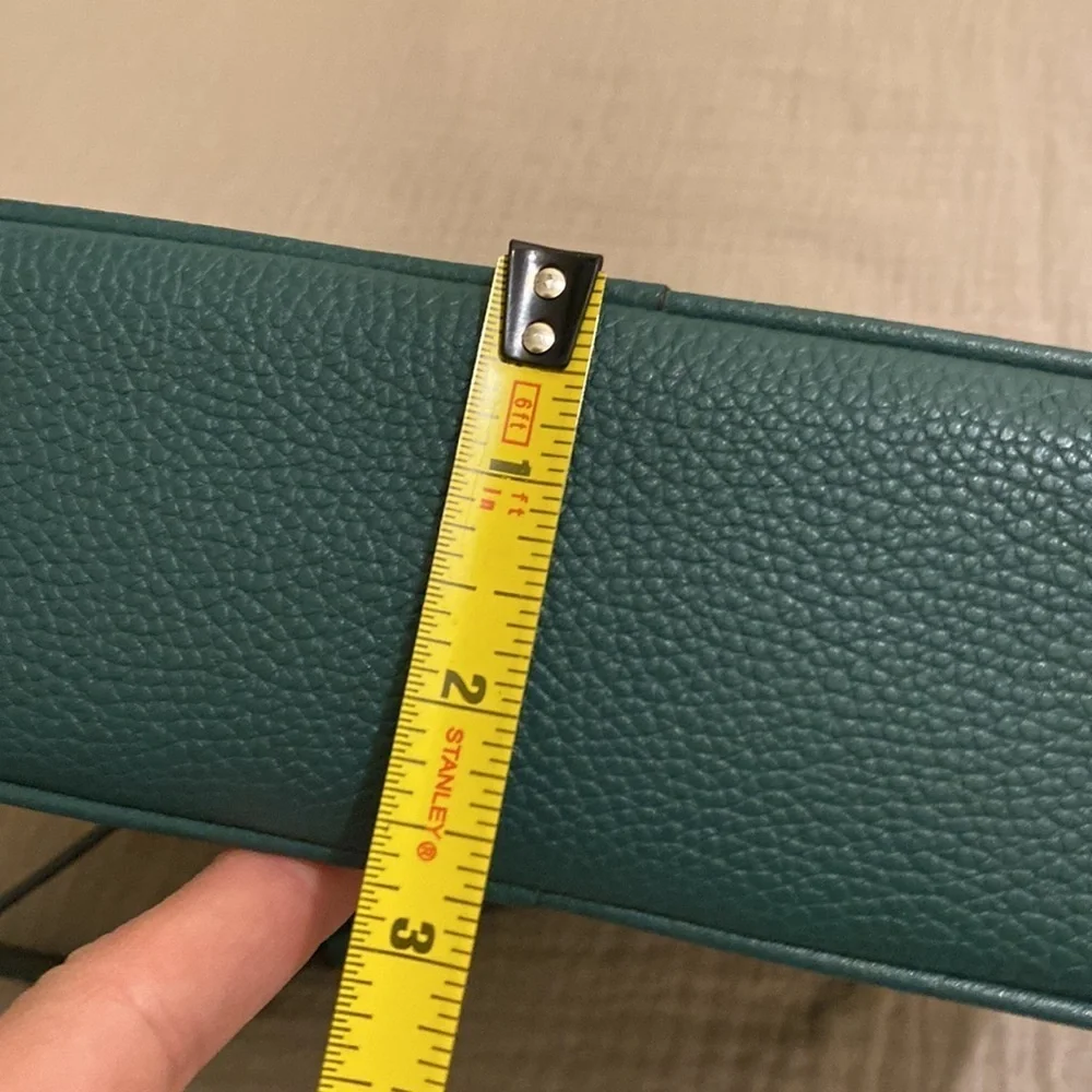 Coach  Chaise green polished pebble leather bag . Very good condition